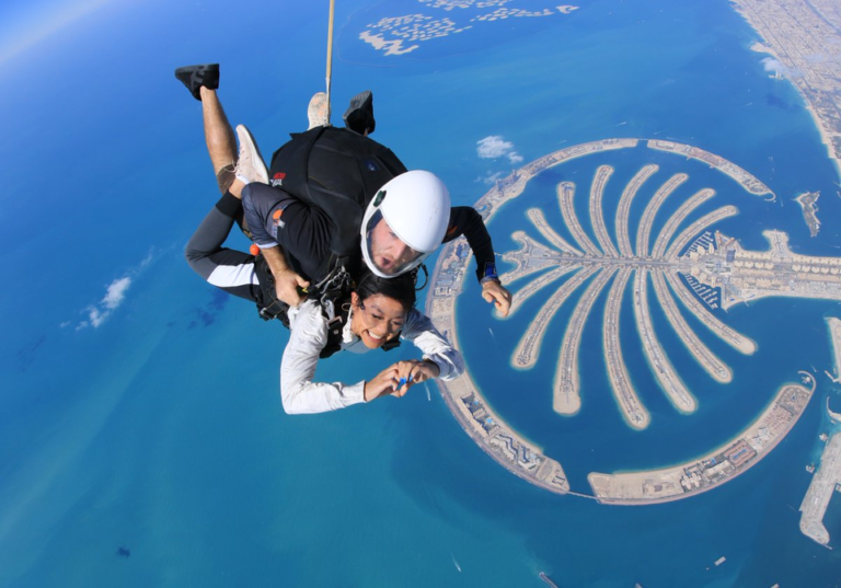 Sky Diving Dubai